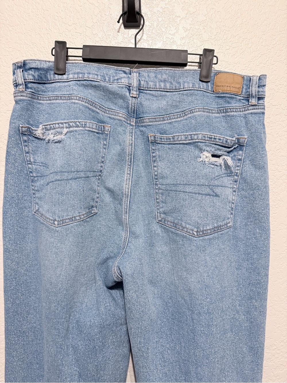 American Eagle Strigid Baggy Straight Jeans | Distressed High Rise Denim | 16 - Picture 8 of 14